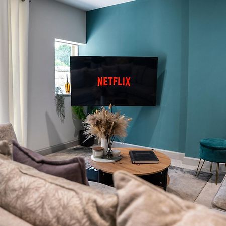 Spring Mount Huge Luxury Full Apartment- Harrogate Centre-Two Extremely Comfy Kingsize Bedrooms-Fully Equipped Modern Kitchen-Cosy Living Room With Huge Tv Eksteriør billede