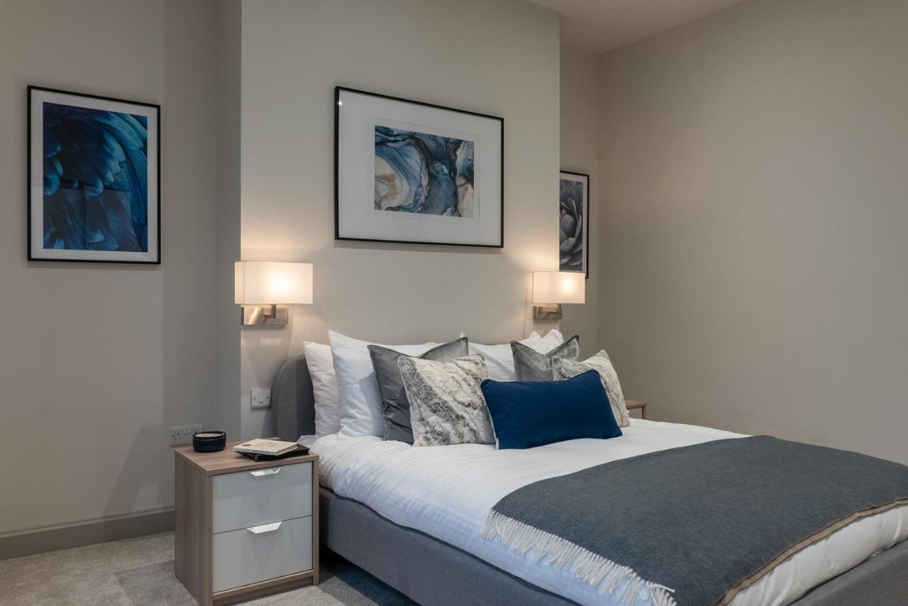Spring Mount Huge Luxury Full Apartment- Harrogate Centre-Two Extremely Comfy Kingsize Bedrooms-Fully Equipped Modern Kitchen-Cosy Living Room With Huge Tv Eksteriør billede